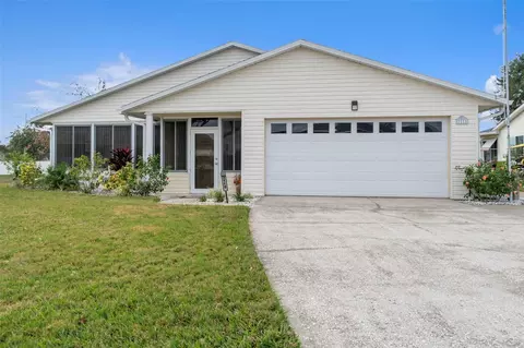 3115 Pebble Bend Dr, Lakeland, FL 33810