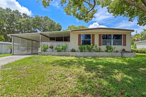 5529 Golden Gate Blvd, Polk City, FL 33868
