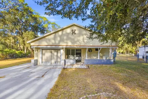10513 Lynnwood Ave, Lake Wales, FL 33898