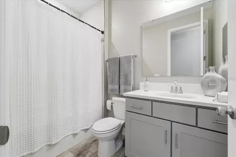 Bath - 14914 15th St E, Parrish, FL 34219 photo 6 of 8