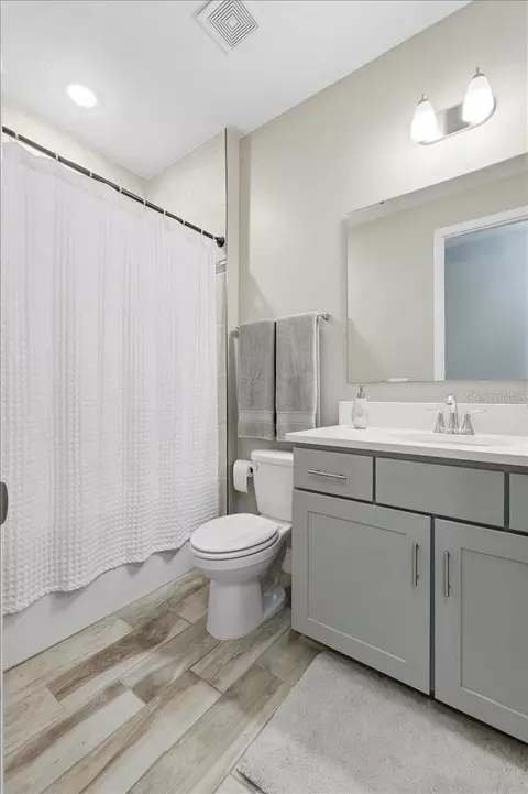 Bath - 14914 15th St E, Parrish, FL 34219 photo 7 of 8