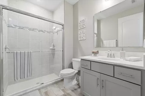 Bath - 14914 15th St E, Parrish, FL 34219 photo 4 of 8