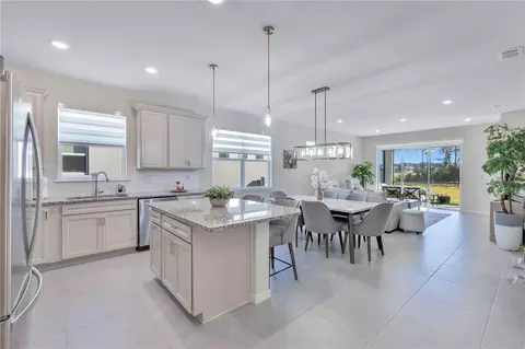 Kitchen - 2434 N Cliff Way, Saint Cloud, FL 34771 photo 2 of 3