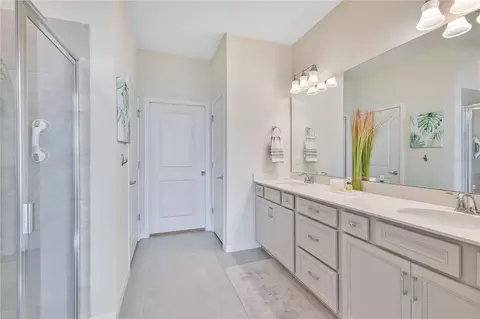 Entry Way - 2434 N Cliff Way, Saint Cloud, FL 34771 photo 2 of 2