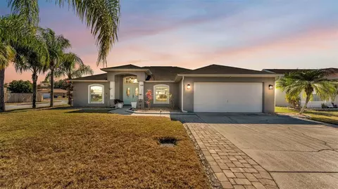 3581 Marsh Wren St, Lakeland, FL 33811