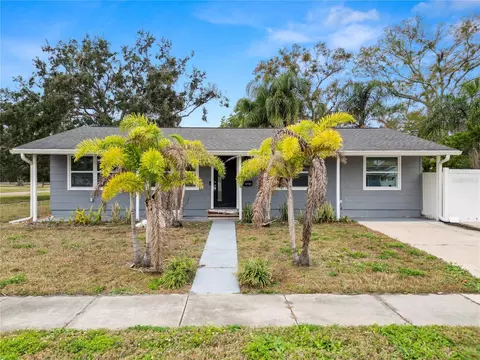 8100 Overlook Pl NE, Saint Petersburg, FL 33702
