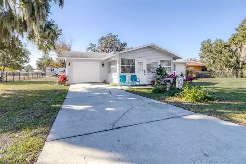 4742 Cypress Dr, Lake Wales, FL 33898