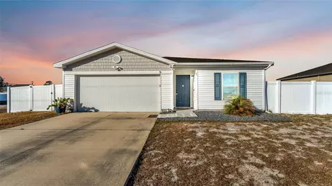1 Redwood Ct, Kissimmee, FL 34759