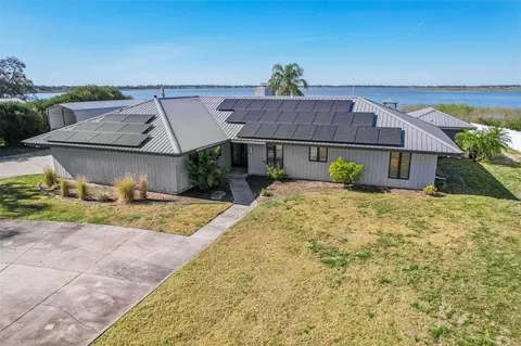 3050 Crump Rd, Winter Haven, FL 33881