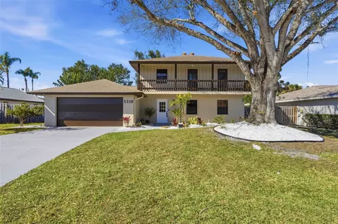 5328 Fox Run Rd, Sarasota, FL 34231
