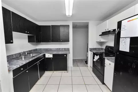 Kitchen - 1060 Austin St, Bartow, FL 33830 photo 1 of 1