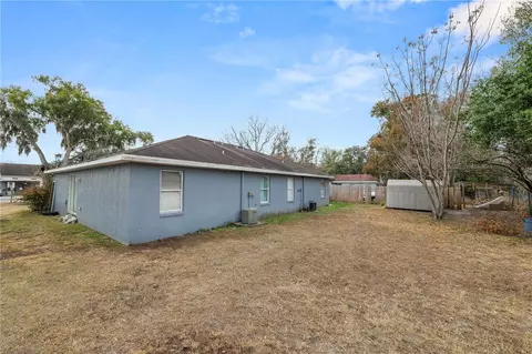 Exterior - 1040 Austin St, Bartow, FL 33830 photo 2 of 3