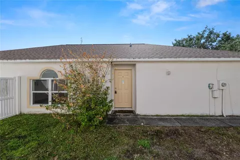 Exterior - 10534 Opus Dr, Riverview, FL 33579 photo 5 of 8