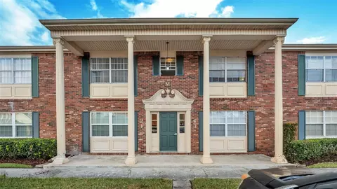1920 Edgewood Dr #M2, Lakeland, FL 33803