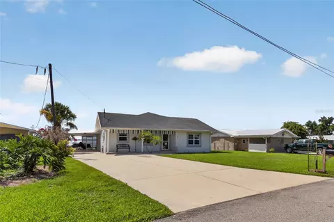 148 N Lake Reedy Blvd, Frostproof, FL 33843