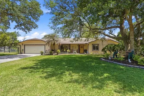 64 Pine Forest Dr, Haines City, FL 33844