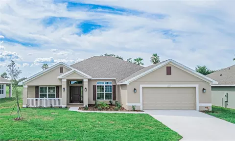 1223 Hickory Nut Dr, Lake Wales, FL 33898