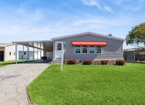 6636 Westchester Dr NE, Winter Haven, FL 33881