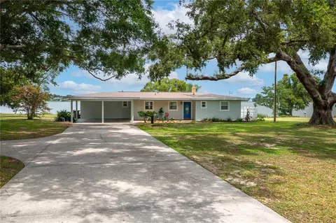 21 Lake Ave, Winter Haven, FL 33880