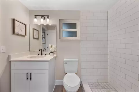 Bath - 265 Lake Thomas Dr, Winter Haven, FL 33880 photo 1 of 5