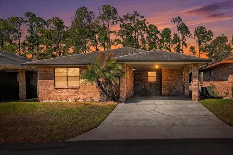 447 Lake Carolyn Cir, Lakeland, FL 33813