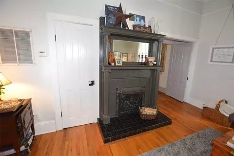 Entry Way - 705 E Church St, Bartow, FL 33830 photo 1 of 2