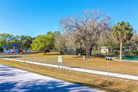 Central Avenue, Mulberry, FL 33860