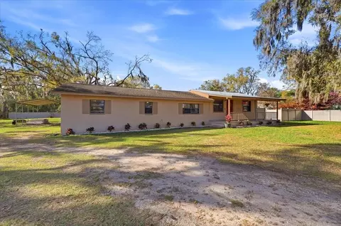 901 W Trapnell Rd, Plant City, FL 33566