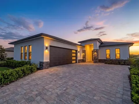224 Valencia Ridge Dr, Auburndale, FL 33823