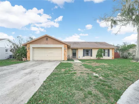 2610 Sprucewood Ln, Plant City, FL 33563
