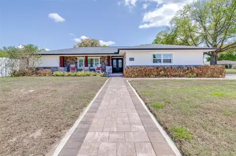 210 Nassau Rd, Winter Haven, FL 33884