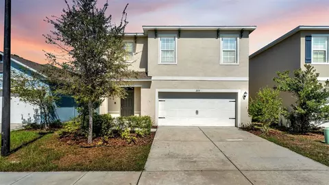 225 Gina Ln, Davenport, FL 33837