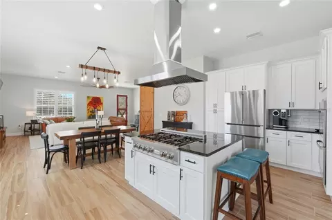 Kitchen - 2204 R E Byrd Rd, Frostproof, FL 33843 photo 4 of 5