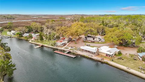 5362 Felker Dr, Weeki Wachee, FL 34607