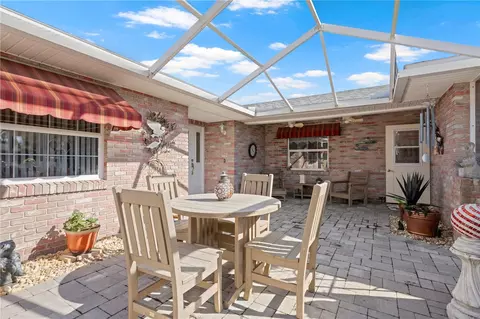 428 Gleneagles Ct, Winter Haven, FL 33884