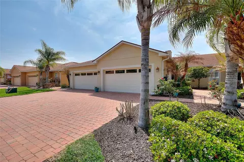 1678 Linz Ct, Winter Haven, FL 33884