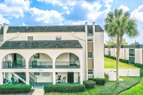 709 Russell Ln #222, Brandon, FL 33510