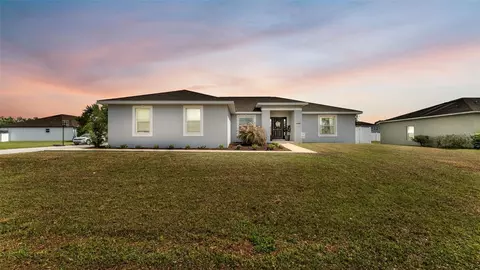 6796 Hampshire Blvd, Lakeland, FL 33813