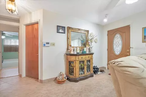 Entry Way - 711 E Frederick Ave, Dundee, FL 33838 photo 2 of 2