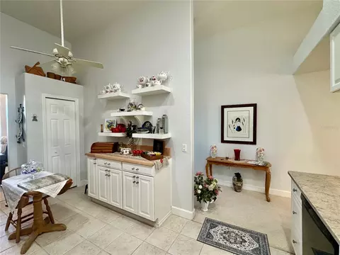 Kitchen - 357 Ruby Lake Loop, Winter Haven, FL 33884 photo 2 of 3