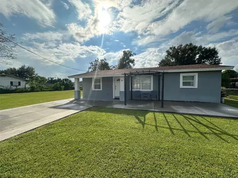 718 Strain Blvd, Lakeland, FL 33815
