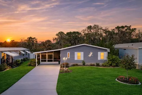 8568 Breeze Hill Dr, Lake Wales, FL 33898