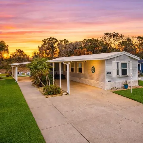 8556 Breeze Hill Dr, Lake Wales, FL 33898