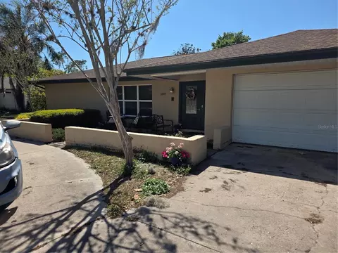 1007 E Yarnell Ave, Lake Wales, FL 33853
