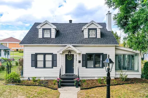 325 E Johnson Ave, Lake Wales, FL 33853