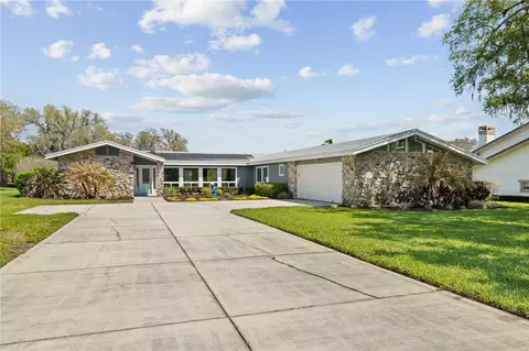 121 Arrowhead Ln, Haines City, FL 33844