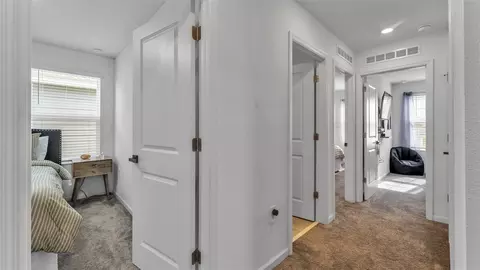 Entry Way - 569 Reggie Rd, Winter Haven, FL 33884 photo 8 of 8