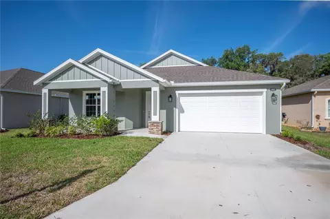 4537 Fairway Oaks Dr, Mulberry, FL 33860