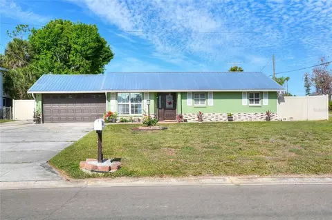 6108 Fairway Blvd, Apollo Beach, FL 33572