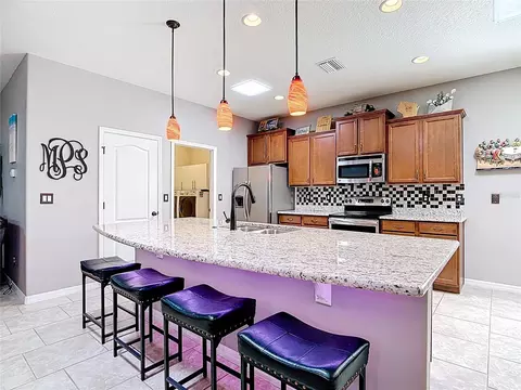 Kitchen - 1952 Wind Meadows Dr, Bartow, FL 33830 photo 9 of 10
